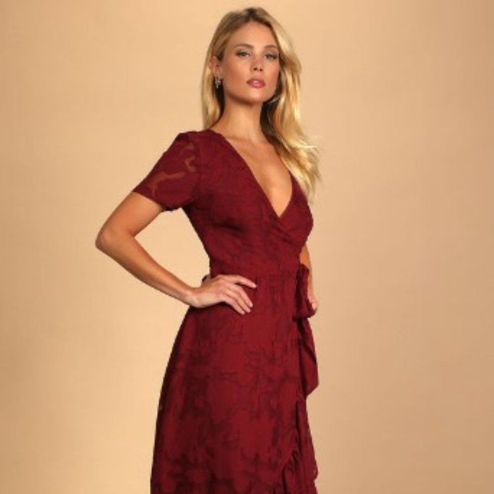 Blissfully Burgundy Jacquard Short Sleeve Wrap Midi Dress